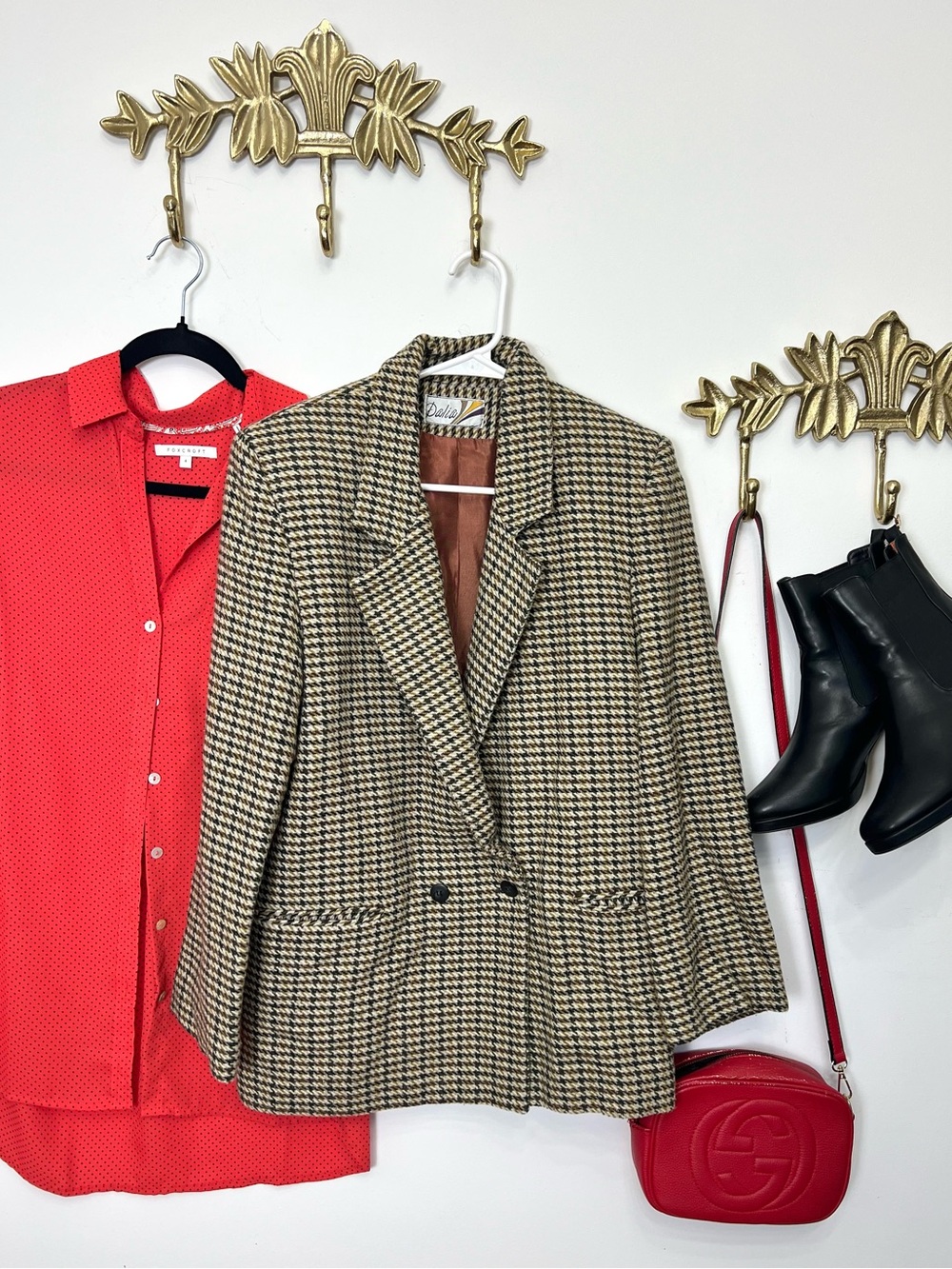 Fall ready Houndstooth wool blend am ptp 21” l 29”